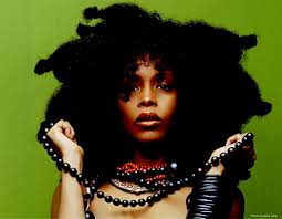 Erykah Badu The First Time I Saw Your Face I Love The Creative Style Of Erykah Badu She Is Always Pushing The Limits Neo Soul Erykah Badu Jazz Artists