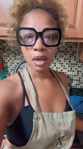 The Sliced Apple Cinnamon Sourdough Bread from Trader Joe’s 💫