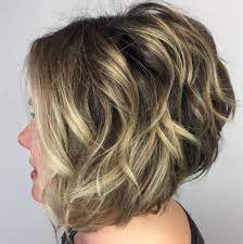 To honor the anniversary of his debut album, we're celebrating counterculture icon bob dylan's contributions to music, politics and more. Top 50 Tagli Per Capelli Spessi E Mossi Nel 2022 Capellidistile It