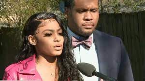Following the release of her posts, savage's family spoke with abc, saying they cnn has not been able to independently verify that the posts on patreon are by savage. Family Of Woman Living With R Kelly Speaks Out Cbs News