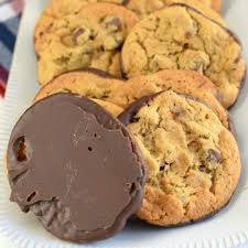 Add the flour into the creamed mixture and fold in the chocolate chips. Perfect Easy Double Chocolate Chip Cookies Recipe