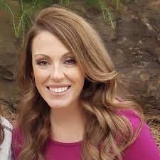 Cyndi Hendrix's Instagram, Twitter & Facebook