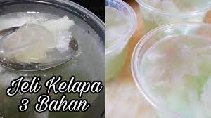 Cara buat minyak kelapa ini sudah dikenal nenek moyang indonesia dengan cara yang sederhana. Resepi Jeli Kelapa Mudah 3 Bahan Sedap Dan Senang Nak Buat Youtube