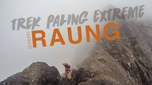 Gunung merapi lebih aktif dibanding gunung raung. Badai Petir Di Puncak Gunung Raung Youtube