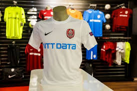 Academica clinceni argeș astra botoşani cfr cluj chindia târgovişte dinamo bucureşti fcsb gaz metan mediaş hermannstadt politehnica iași sepsi uta arad universitatea craiova viitorul voluntari. Cfr Cluj 2020 21 Away Kit