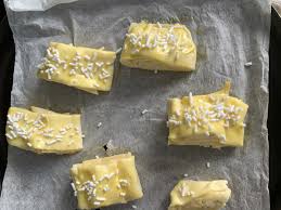 Maybe you would like to learn more about one of these? Fagottini Di Sfoglia Ripieni Di Mele E Crema Dolce Facile Veloce