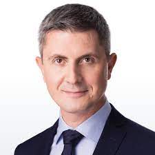 „din fericire, am doar două intervenții chirurgicale la menisc, dar am fost destul de ghinionistă la acest capitol. Dan Barna Home Facebook