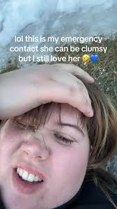 @Taylor Skye I love you 😜💙 #emergencycontact #clumsy #girlfriend #loveyou  #foryoupage #slippery #falling #felldown #wintershoes #winterseason #summer  #spring #fallinginlove