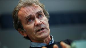 Simón admite la posibilidad de una cuarta ola de la pandemia en Semana Santa