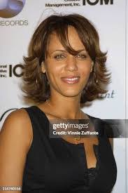 Nicole Usher's Instagram, Twitter & Facebook