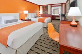 Howard Johnson by Wyndham San Marcos Reviews, Deals & Photos 2025