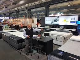 Sealy posturepedic is owned by industry veterans tempurpedic, and together they provide quality mattresses for every kind of sleeper — whether you're short, tall, sleep on your back, your side…we think you get the point. The Mattress King Home Facebook
