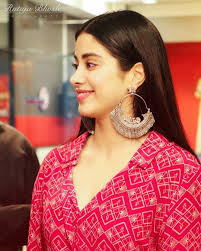 Pin On Janhvi N Khushi Kapoor
