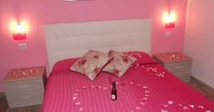 B B Il Salice Roma B B Il Salice Is Situated In Borghesiana 16 Km From Rome And 15 Km From Tivoli Each Room At This Bed And Breakfast Is Air Conditio Alanlar