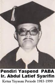 Kini bengkel ayah makin besar setelah ibu ikut berperan alasan aku ditinggal mereka karena aku masih harus sekolah. Sejarah Singkat Paba