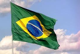 Proibido ostentar a Bandeira do Brasil