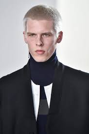 Conversation with the barber for the perfect haircut. Mens Hairstyles Buzz Cut Novocom Top