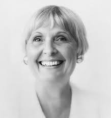 Barbara Rowell's Instagram, Twitter & Facebook