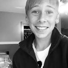 Luke Nau's Instagram, Twitter & Facebook