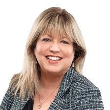 Brenda Howes's Instagram, Twitter & Facebook