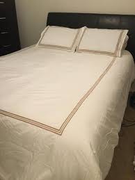 Comfort spaces vixie 3 piece comforter set all season reversible goose down alternative stitched geometrical pattern bedding, full/queen, coral/grey 4.4 out of 5 stars 2,366 $29.99 $ 29. Wamsutta Hotel Triple Baratta Stitch Full Queen Comforter Set In Honey Walmart Com Walmart Com