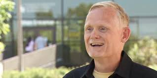 Father starts dental school 30 years after first being rejected: 'Follow  your dream'