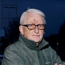 Russell Ruggles's Instagram, Twitter & Facebook