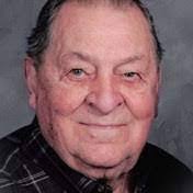 Russell Lindeman's Instagram, Twitter & Facebook