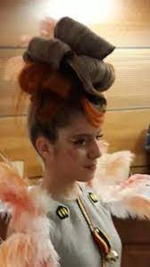 Epingle Par Hoareau Sur Bm Chignon Carnaval Coiffure