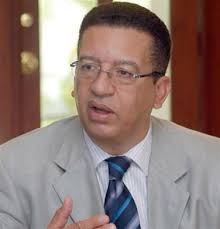 Opinión: Metro de Santo Domingo Por: Johnny Jones En estos días llegó a mi  lectura un interesante libro que había comprado hace ya muchos años llamado  “Historia de un sueño”, escrito por