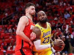 LeBron leads Lakers to verge of playoffs second round
