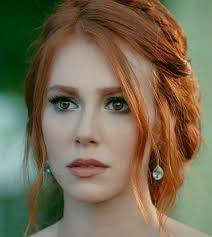 Pin By Koordinations By Kelly On Redheads Red Hair Woman Stunning Redhead Red Heads Women