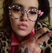 THIS is the Britain i love #renmakesmusic #theverve #brighton #ukrapper  #uksongwriter #sickboi #bittersweetsymphony