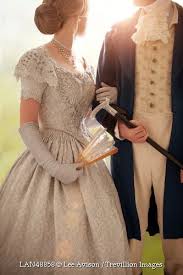 Trevillion Images Victorian Couple Kleidung Barock Kleider Kleider