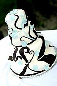 Wedding Cake Black White Cake With Tiffany Blue And Gold Flowers Made By Buddy Valas Wedding Cake Photos Wedding Cakes Blue Wedding Cakes With Cupcakes