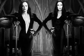 Christina ricci (born 12 february 1980) is an american actress. Christina Ricci Dressed As Morticia Addams Sends Internet Into A Total Meltdown Mirror Online