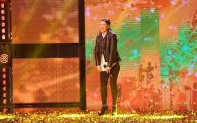 The project acts as a romanian version of the franchise got talent, developed by simco limited. Prima GalÄƒ Live Romanii Au Talent Cine Sunt Cei 12 Semifinalisti Care UrcÄƒ Pe ScenÄƒ Si Cum VÄƒ PuteÅ£i Vota Favoritul