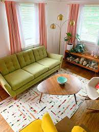 Are You Obsessed With The 60s Found Out How You Can Get This Chic 60s Inspired Look From The Modern June Cle 60s Home Decor Retro Bedrooms Retro Living Rooms