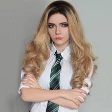 The colors used for this hairstyle play off each other beautifully and light up the model's skin. Amazon Com Heahair Black Sandy Blonde Hand Tied Ombre Blonde Synthetic Lace Front Wigs For Women Long Wavy 2 Tone Dark Roots Blonde Wig Black Sandy Blonde Beauty