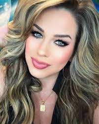 Brooke Woods's Instagram, Twitter & Facebook