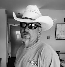 Dual antennas or single antenna for Stryker 655?