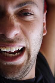 يضحك ابتسامة أسنان مضحك ضحك سعيدة السعادة صورة بشري نموذج شخص Pikist