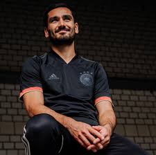 A block on the shoulders. Ilkay Gundogan On Twitter New Look For The Upcoming Dfb Team Challenges Our New Adidasfootball Dfb Away Jersey Createdwithadidas Adidasfootball Https T Co Lss6a60cdq