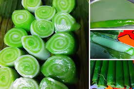 2) kukus pulut setengah masak, keluarkan pulut dan masukkan ke dalam bekas. Resipi Kuih Tepung Puli Manisan Tradisi Orang Melaka Yang Sangat Sedap