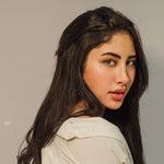 Manuela Gale's Instagram, Twitter & Facebook