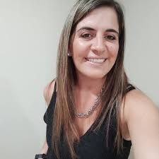 Quien vende Avon o violeta?