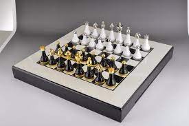 This one of a kind chess set game is always beautifully detailed and never fails to make a wonderful display or decorative center piece. Top Quality Mental Chess Set Exquisite Furniture Decoration Chess Set With Unfoldable Chess Board Nice Gift For Friend Chess Set Decorative Chess Setdecorative Chess Aliexpress