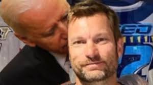 How funny that Mattress said in hs Detroit Review that “Lawyers” ruin  everything. No sir, entitled sue happy clowns like him ruin everything!  @yamaharacingcomofficial why are you partnered with a guy ...