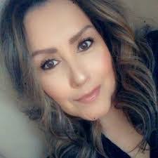 Regina Hatfield's Instagram, Twitter & Facebook