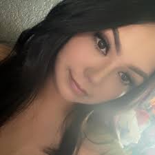 Ever hung out in a rooftop igloo? Step into Welltown Brewing's Iglootown to  get cozy inside a heated igloo or cabin! Bring your crew, board games and a  playlist to stay entertained